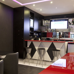 L'Empire Paris Hotel в номере