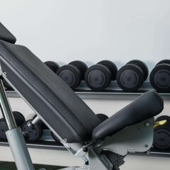 DoubleTree by Hilton Hotel Lisbon - Fontana Park фитнесс-зал фото 4