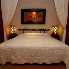 Hotel Villas Las Azucenas сейф в номере