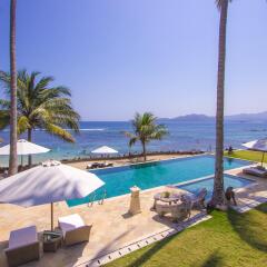 Отель Beachfront Citakara Sari Villas Индонезия, Бали - отзывы, цены и фото номеров - забронировать отель Beachfront Citakara Sari Villas онлайн бассейн