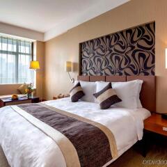 Отель St.Helen Shenzhen Bauhinia Hotel Китай, Шэньчжэнь - отзывы, цены и фото номеров - забронировать отель St.Helen Shenzhen Bauhinia Hotel онлайн комната для гостей фото 3