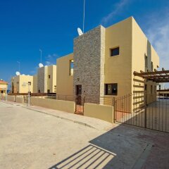 Отель Mike & Lenos Tsoukkas Seafront Villas Кипр, Протарас - отзывы, цены и фото номеров - забронировать отель Mike & Lenos Tsoukkas Seafront Villas онлайн парковка