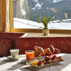TH Madonna di Campiglio - Golf Hotel Пинцоло в номере