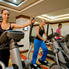 Отель Crystal De Luxe Resort & Spa – All Inclusive фитнесс-зал фото 3