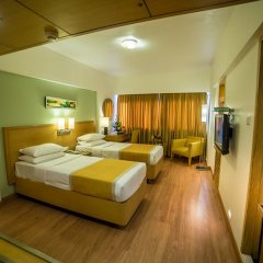 Fariyas Hotel in Mumbai, India from 134$, photos, reviews - zenhotels.com guestroom photo 3