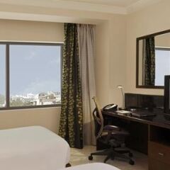 Отель Hilton Garden Inn New Delhi/Saket фото 20