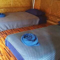 Отель Lanta Local Hut Ланта фитнесс-зал фото 4