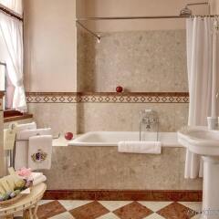 Alchymist Grand Hotel & Spa ванная