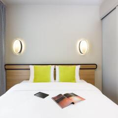 Отель Aparthotel Adagio access München City Olympiapark Германия, Мюнхен - 4 отзыва об отеле, цены и фото номеров - забронировать отель Aparthotel Adagio access München City Olympiapark онлайн комната для гостей фото 3