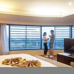 Отель Phoenix Hotspring Resort в номере