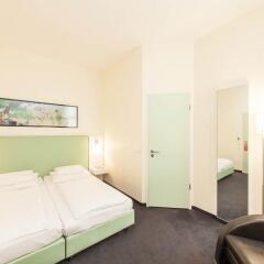 Select Hotel Berlin Checkpoint Charlie 4* Стандартный номер с разными типами кроватей фото 6