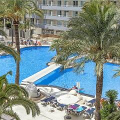 Отель Club B by BH Mallorca бассейн
