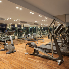 Alexander Tel-Aviv Hotel фитнесс-зал