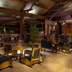 Отель Keraton Jimbaran Beach Resort гостиничный бар