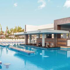 Отель Riu Republica - Adults only - All Inclusive Доминикана, Пунта Кана - 2 отзыва об отеле, цены и фото номеров - забронировать отель Riu Republica - Adults only - All Inclusive онлайн бассейн фото 3