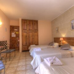 Отель Green Grove Guest House комната для гостей фото 5