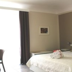 Отель Triscele Glamour Rooms