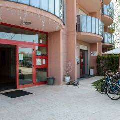 Отель Venice Aparthotel спортивное сооружение