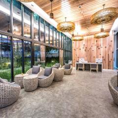 Отель Emerald Garden Resort интерьер отеля