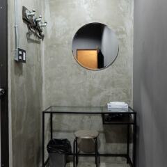 Sleepover Hostel Bangkok Бангкок удобства в номере