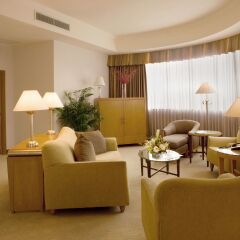 Отель Caravelle Saigon интерьер отеля
