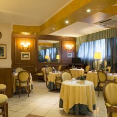 Cristallo Hotel питание