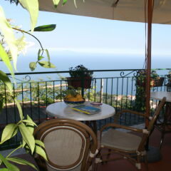 Отель Ravello Rooms Равелло балкон