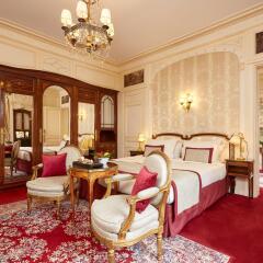 Hotel Raphael комната для гостей