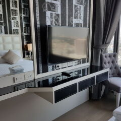 Отель Bangkok Luxury Suites Pyne развлечения