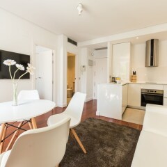 Отель Santa Ana Plaza - MADFlats Collection Испания, Мадрид - отзывы, цены и фото номеров - забронировать отель Santa Ana Plaza - MADFlats Collection онлайн комната для гостей фото 4