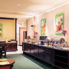 Отель Mercure Madrid Plaza De Espana Hotel Испания, Мадрид - 3 отзыва об отеле, цены и фото номеров - забронировать отель Mercure Madrid Plaza De Espana Hotel онлайн питание фото 2
