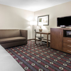 Отель Comfort Inn Midtown США, Талса - отзывы, цены и фото номеров - забронировать отель Comfort Inn Midtown онлайн удобства в номере