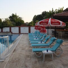 Отель Salhan Apart Inn бассейн