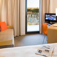Отель Novotel Monte-Carlo удобства в номере