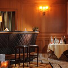 Hotel Manzoni гостиничный бар