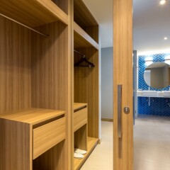 Oakwood Hotel Journeyhub Phuket Патонг сауна
