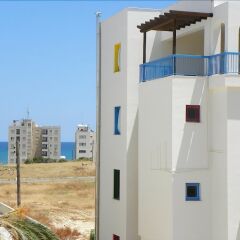 Отель Sea 'n Lake View Hotel Apartments Кипр, Ларнака - 1 отзыв об отеле, цены и фото номеров - забронировать отель Sea 'n Lake View Hotel Apartments онлайн комната для гостей фото 2