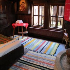 Отель Hadjigergy's Guest House Болгария, Сливен - отзывы, цены и фото номеров - забронировать отель Hadjigergy's Guest House онлайн интерьер отеля фото 2