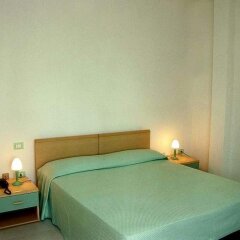 Hotel Residence La Baia Кастельсардо сейф в номере