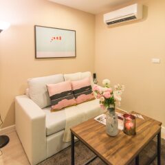 Отель Funkey House in Rama 4 комната для гостей фото 3