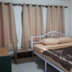 Danee Hostel Бангкок сейф в номере