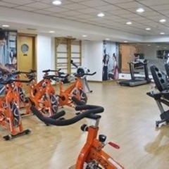 Отель Melia Sevilla фитнесс-зал фото 2