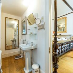Отель Classic Covent Garden Home by Trafalgar Square ванная фото 2