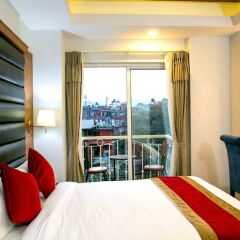 Отель Beautiful Kathmandu Hotel Непал, Катманду - отзывы, цены и фото номеров - забронировать отель Beautiful Kathmandu Hotel онлайн балкон