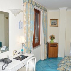 Hotel Santa Lucia Минори в номере