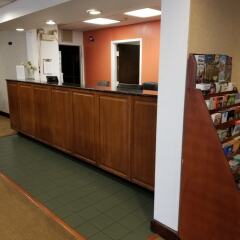 Отель Travel Inn - Columbus North США, Колумбус - отзывы, цены и фото номеров - забронировать отель Travel Inn - Columbus North онлайн
