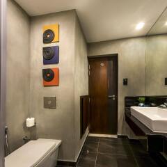 Отель Club Hotel Dolphin Шри-Ланка, Вайккал - отзывы, цены и фото номеров - забронировать отель Club Hotel Dolphin онлайн ванная