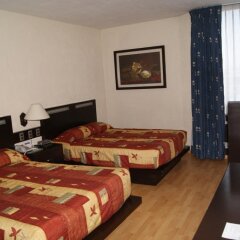 Отель Howard Johnson Plaza Las Torres Гвадалахара комната для гостей фото 4