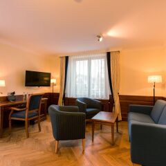 Hotel & Gaststätte Zum Erdinger Weißbräu Мюнхен комната для гостей фото 5
