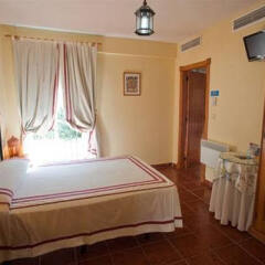 Отель Hostal San Juan Испания, Салобрена - отзывы, цены и фото номеров - забронировать отель Hostal San Juan онлайн комната для гостей фото 4